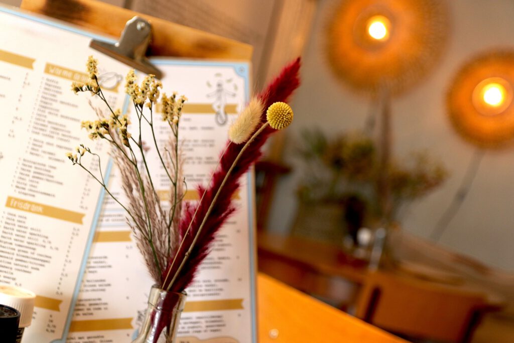 Lunchen bij Appeltje Eitje Scheveningen - Den Haag - Droogbloemen